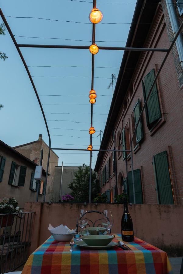 Capo Di Lucca Home - In The Historical Center With Terrace Bolonha Exterior foto