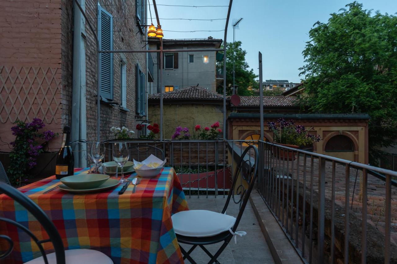 Capo Di Lucca Home - In The Historical Center With Terrace Bolonha Exterior foto